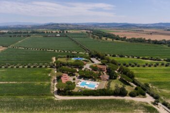 resort con campo da tennis grosseto maremma toscana